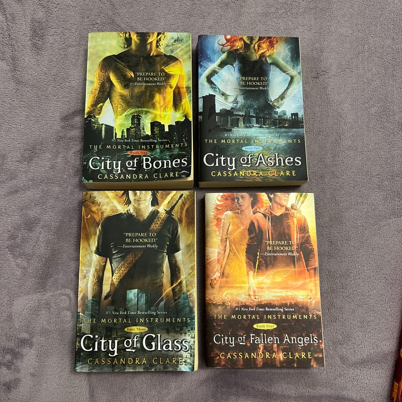 City of bones (books 1-4)