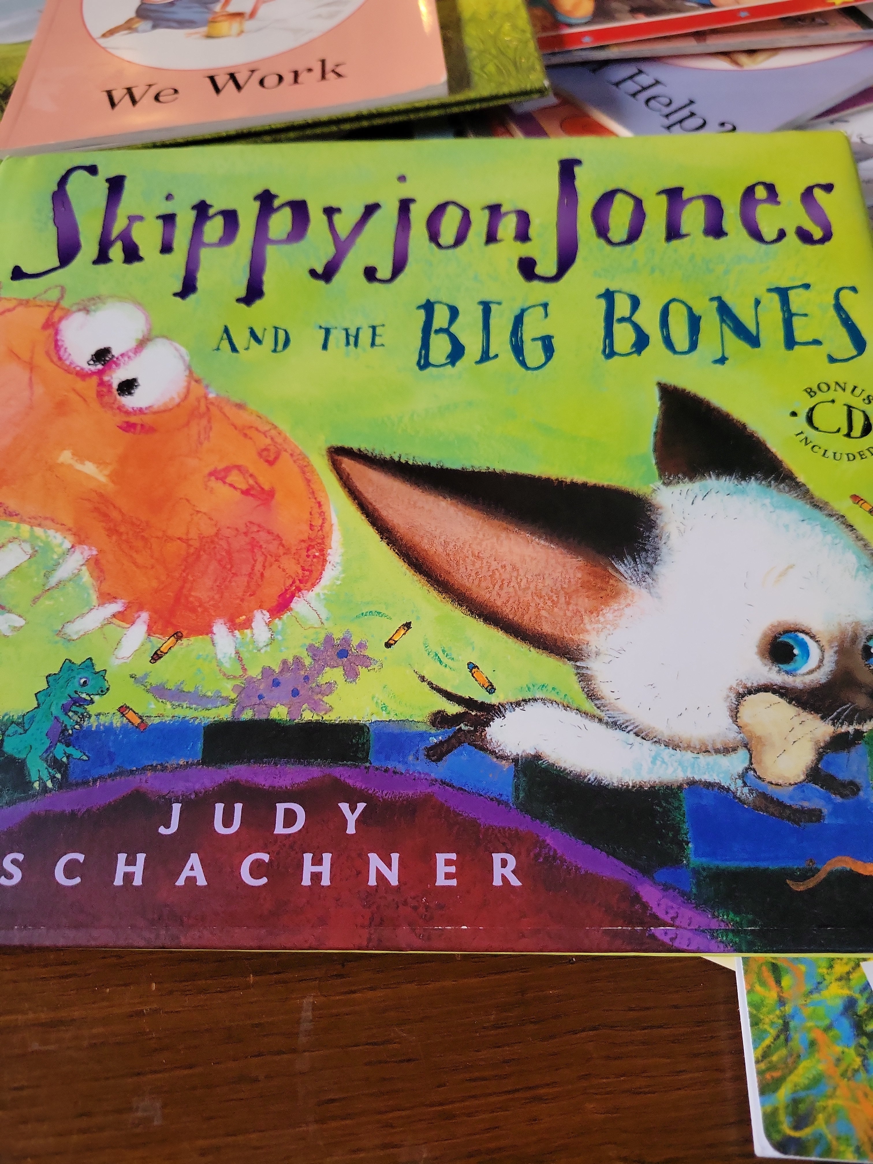 Skippyjon Jones and the Big Bones