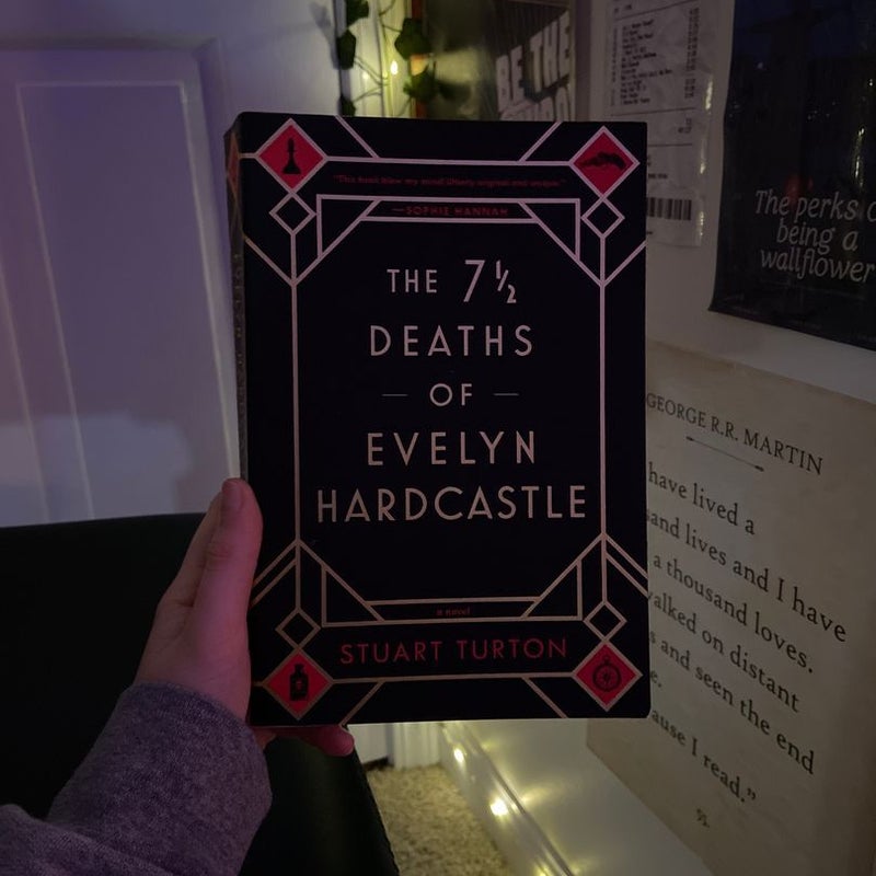 The 7½ Deaths of Evelyn Hardcastle