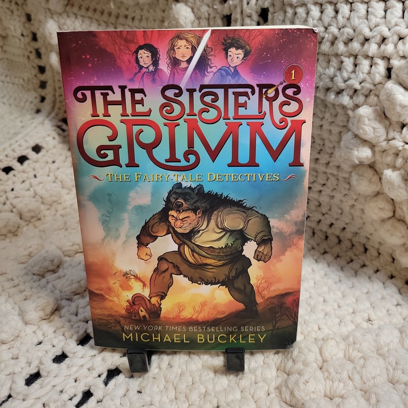 The Fairy-Tale Detectives (the Sisters Grimm #1)