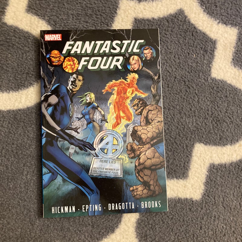 Fantastic Four by Jonathan Hickman - Volume 4