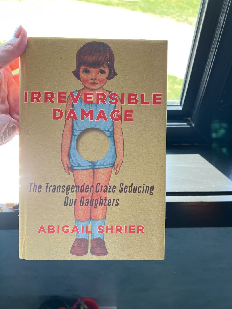 Irreversible Damage By Abigail Shrier, Hardcover | Pangobooks