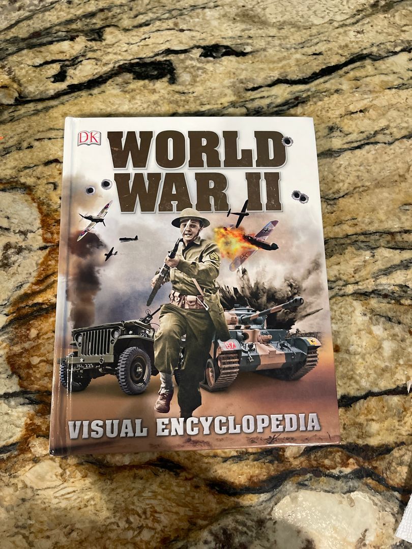 World War II: Visual Encyclopedia