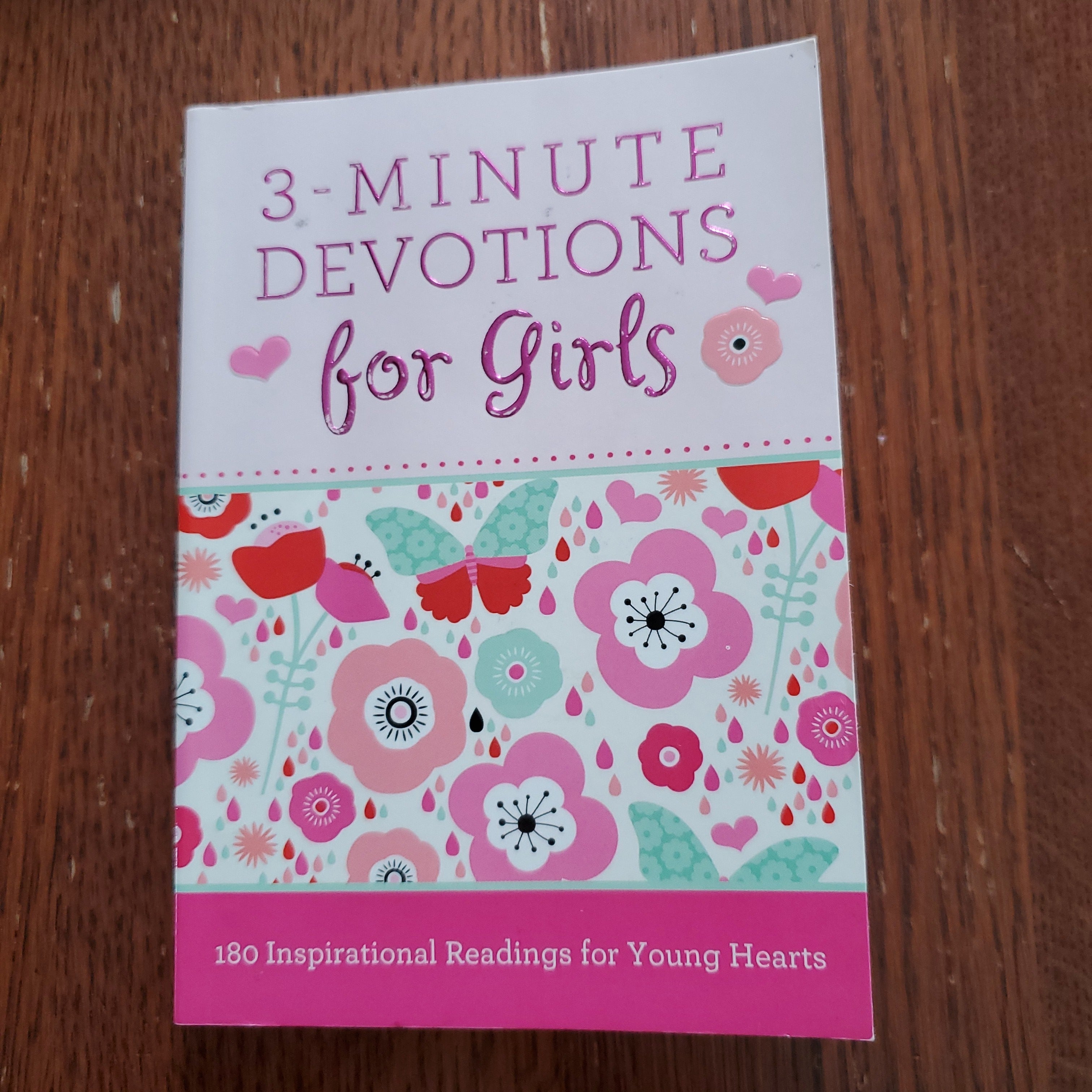 3-Minute Devotions for Girls