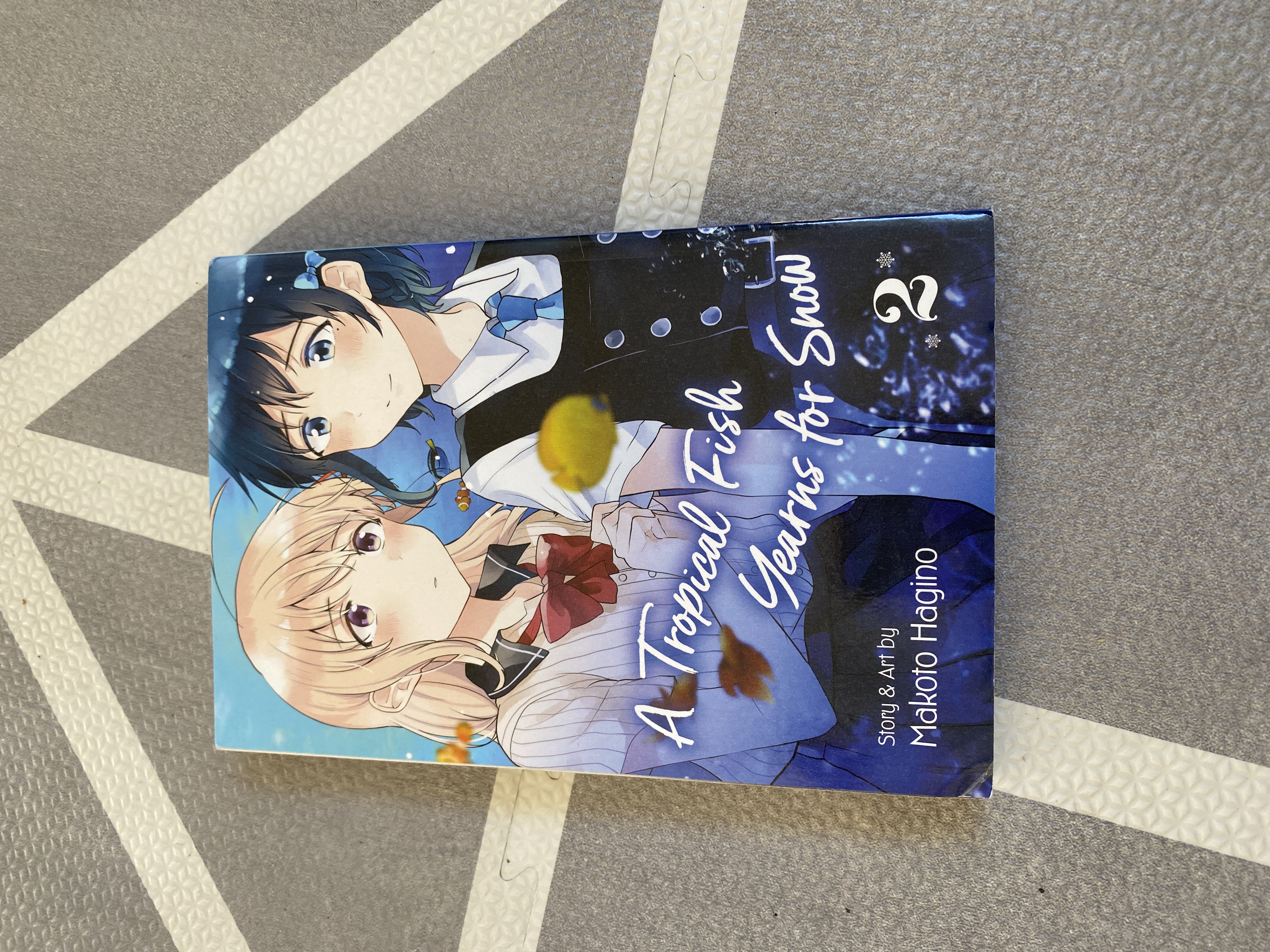 A Tropical Fish Yearns for Snow, Vol. 2