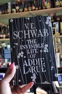 Illumicrate The Invisible Life of Addie LaRue 