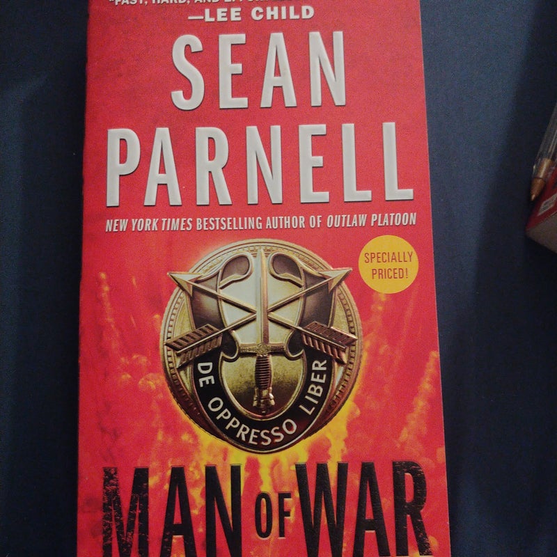 Man of War (Book 1 of Eric Steele series)