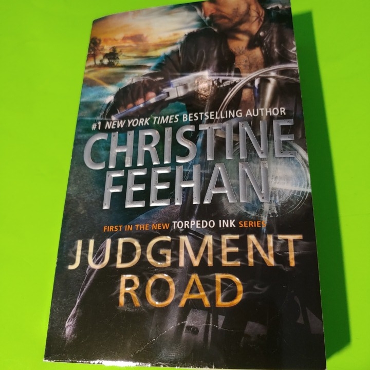 Sale image for f375abef-5d04-4a64-9c73-f3f3599632c5-K66OpWZ39UdaJMTk96xLrFHQYrE3