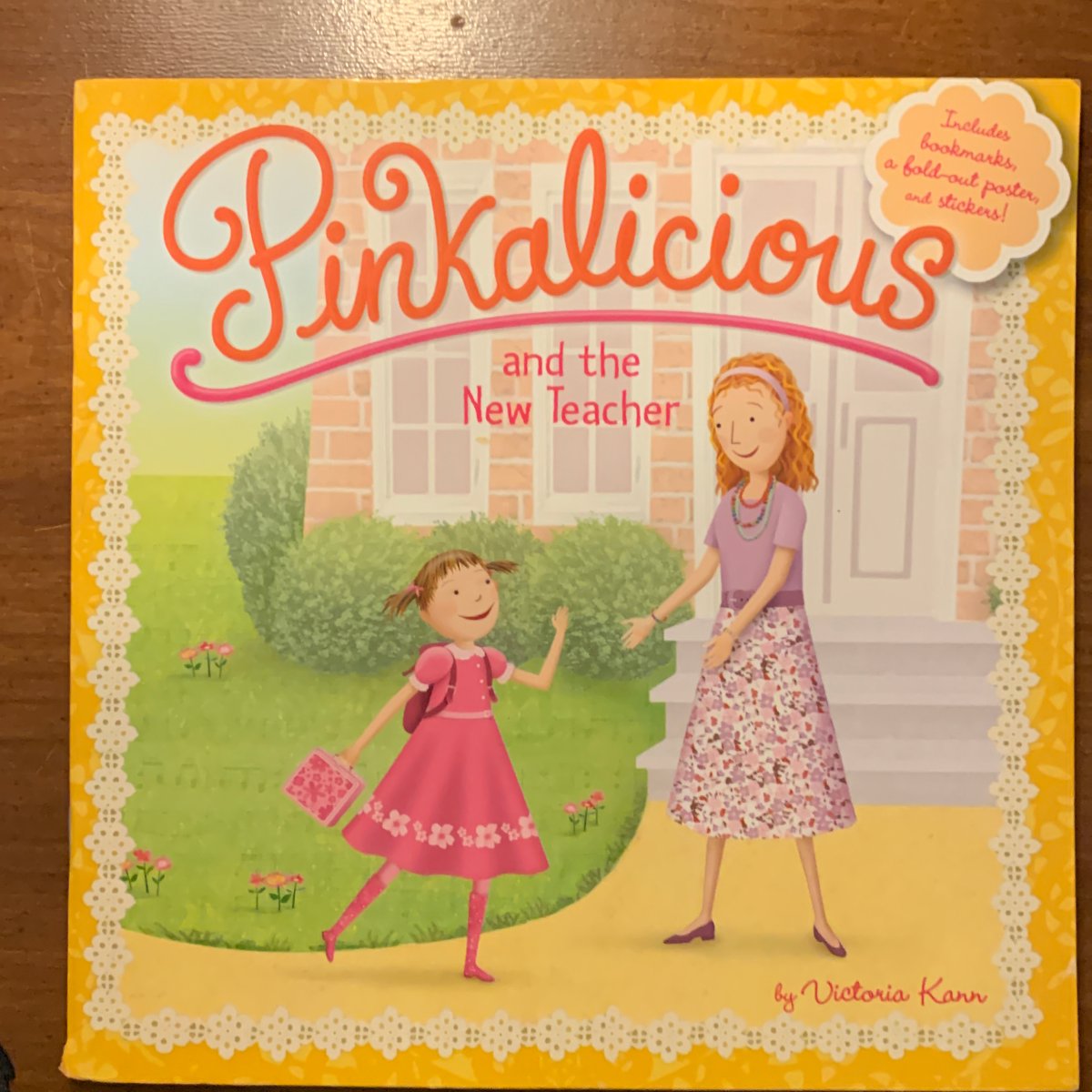 Pinkalicious and the New Teacher by Victoria Kann