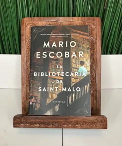 The Librarian of Saint-Malo la Bibliotecaria de Saint-Malo (Spanish Edition)
