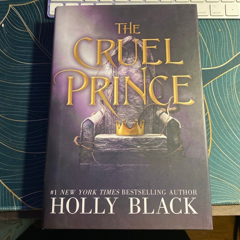 The Cruel Prince (owlcrate edition)