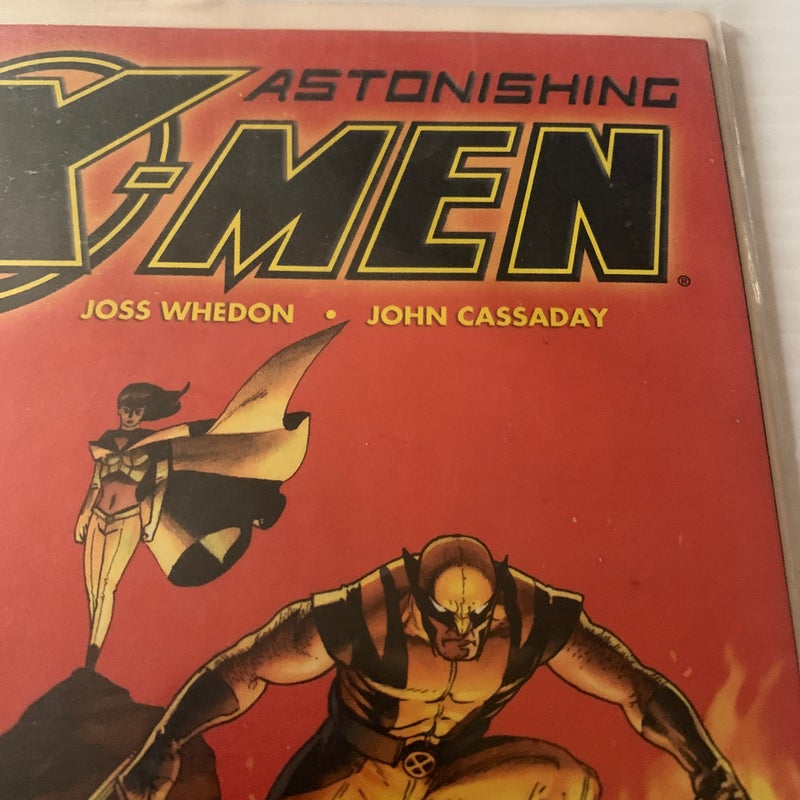 Astonishing X-Men #13