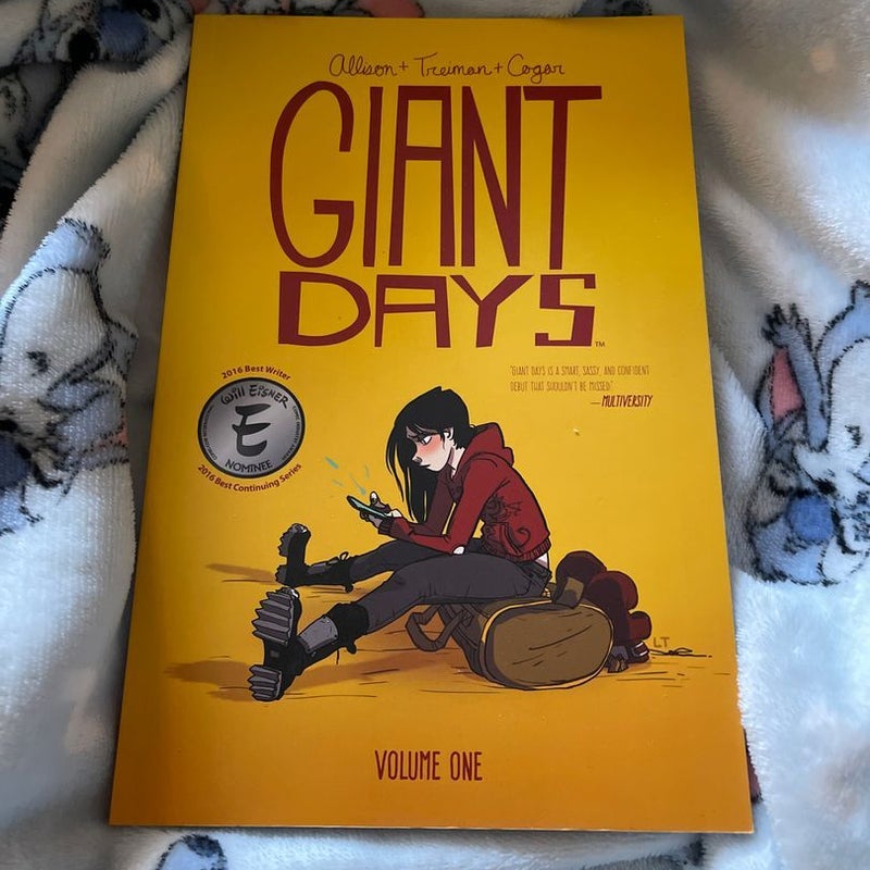 Giant Days Vol. 1