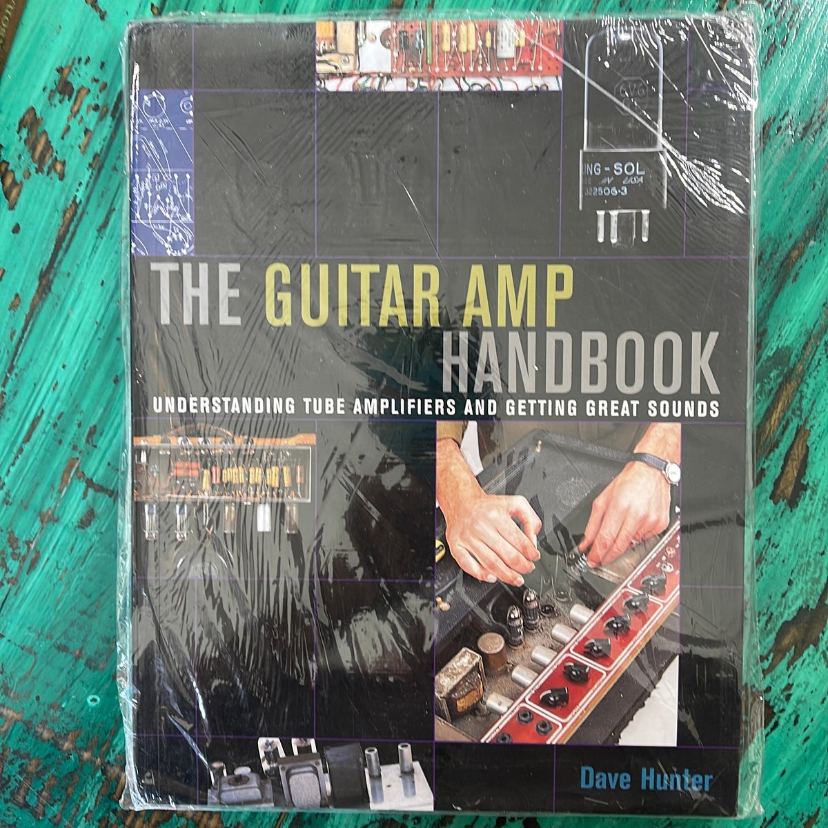 The Guitar Amp Handbook by Dave Hunter | Pangobooks