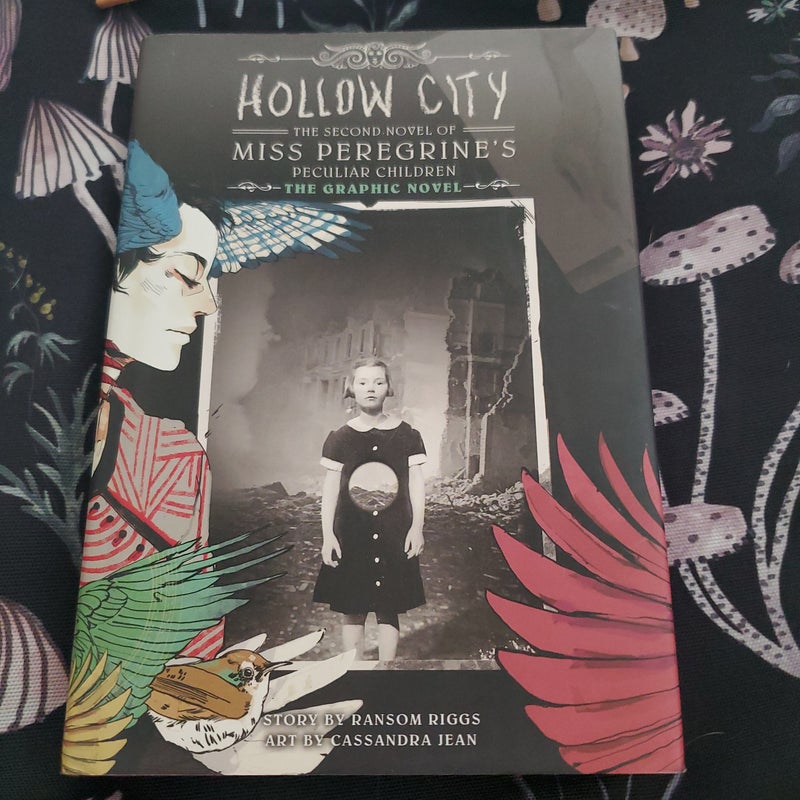 💥Hollow City: the Graphic Novel