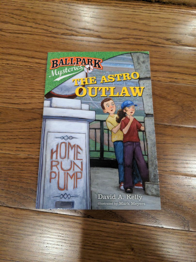 Ballpark Mysteries #4: the Astro Outlaw