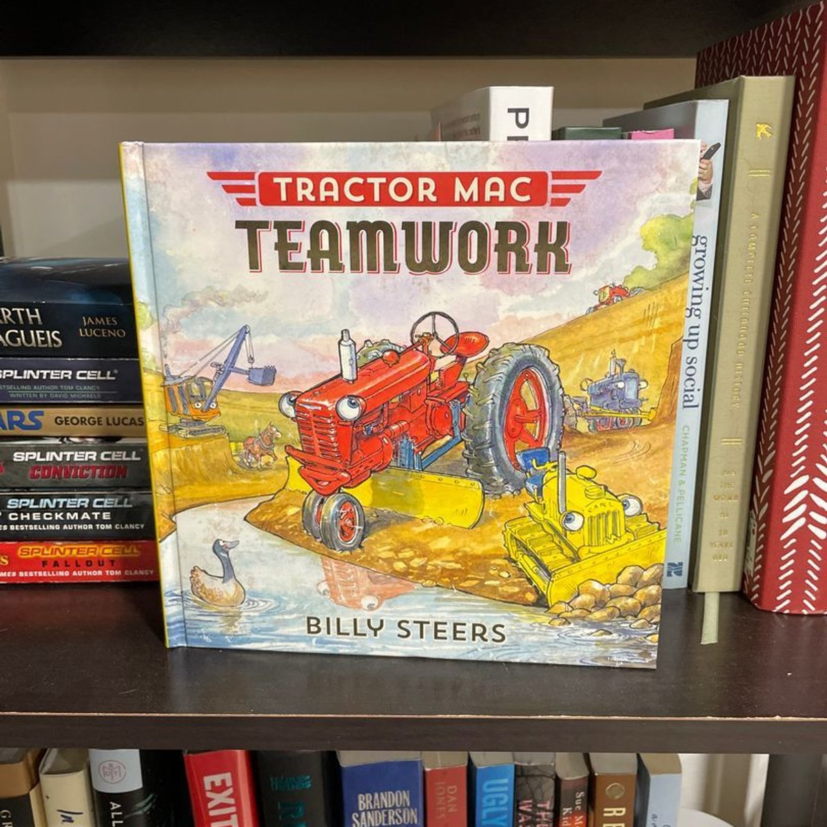 Tractor Mac Teamwork by Billy Steers