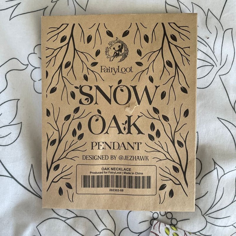 Snow Oak Pendant