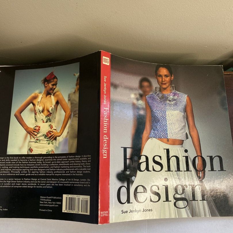 Fashion Design by Sue Jenkyn Jones, Paperback