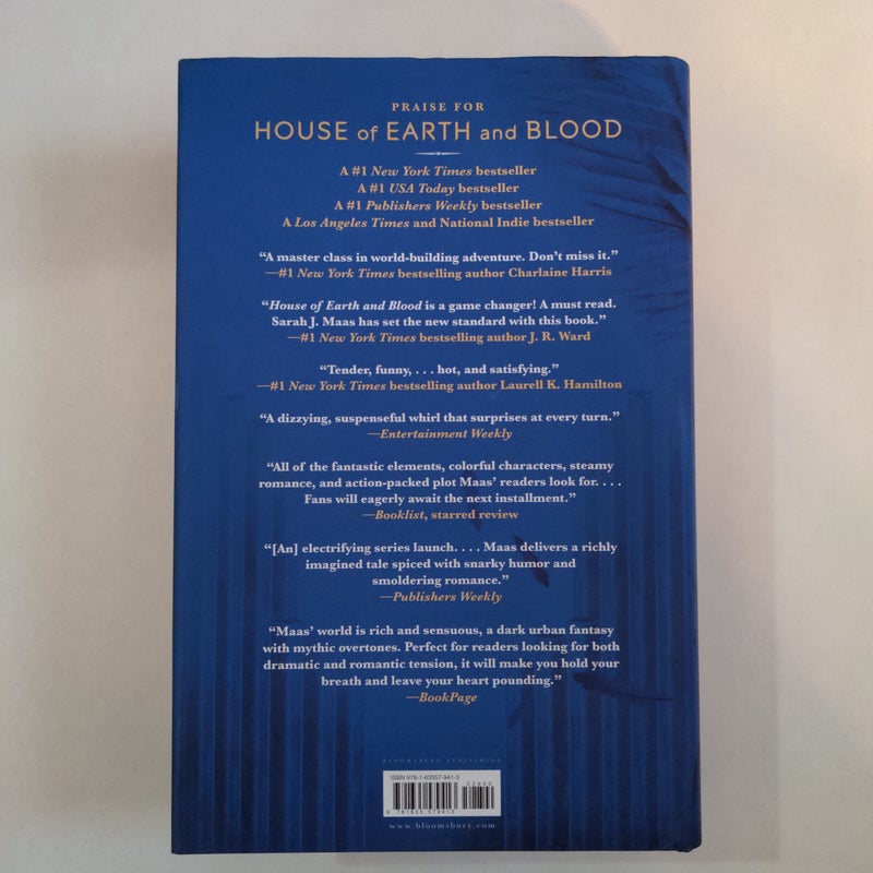 House of Sky and Breath (Barnes & Noble Exclusive Edition)