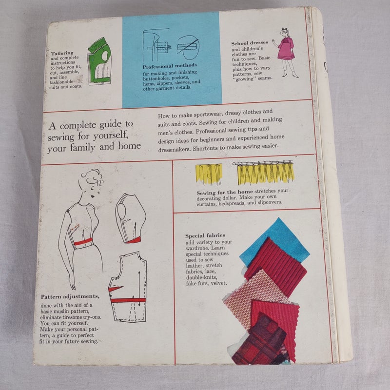 Better Homes and Gardens Sewing Book