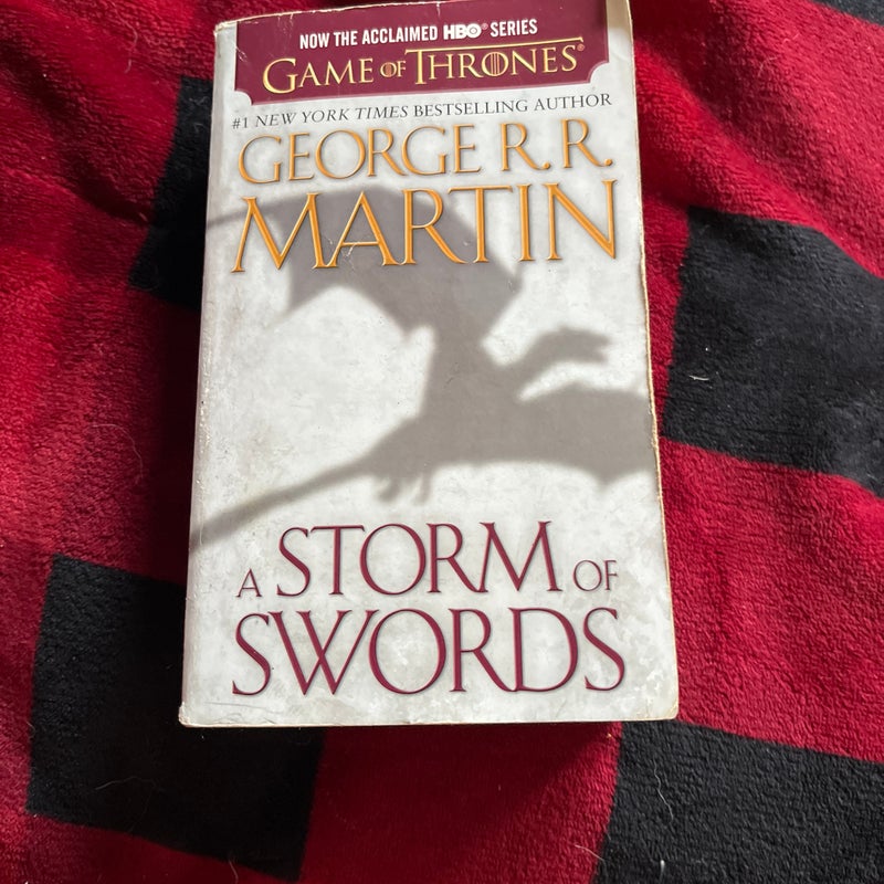 A Storm of Swords (HBO Tie-In Edition): a Song of Ice and Fire: Book Three