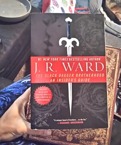 The Black Dagger Brotherhood: An Insider's Guide: Ward, J.R.:  9780451225009: : Books