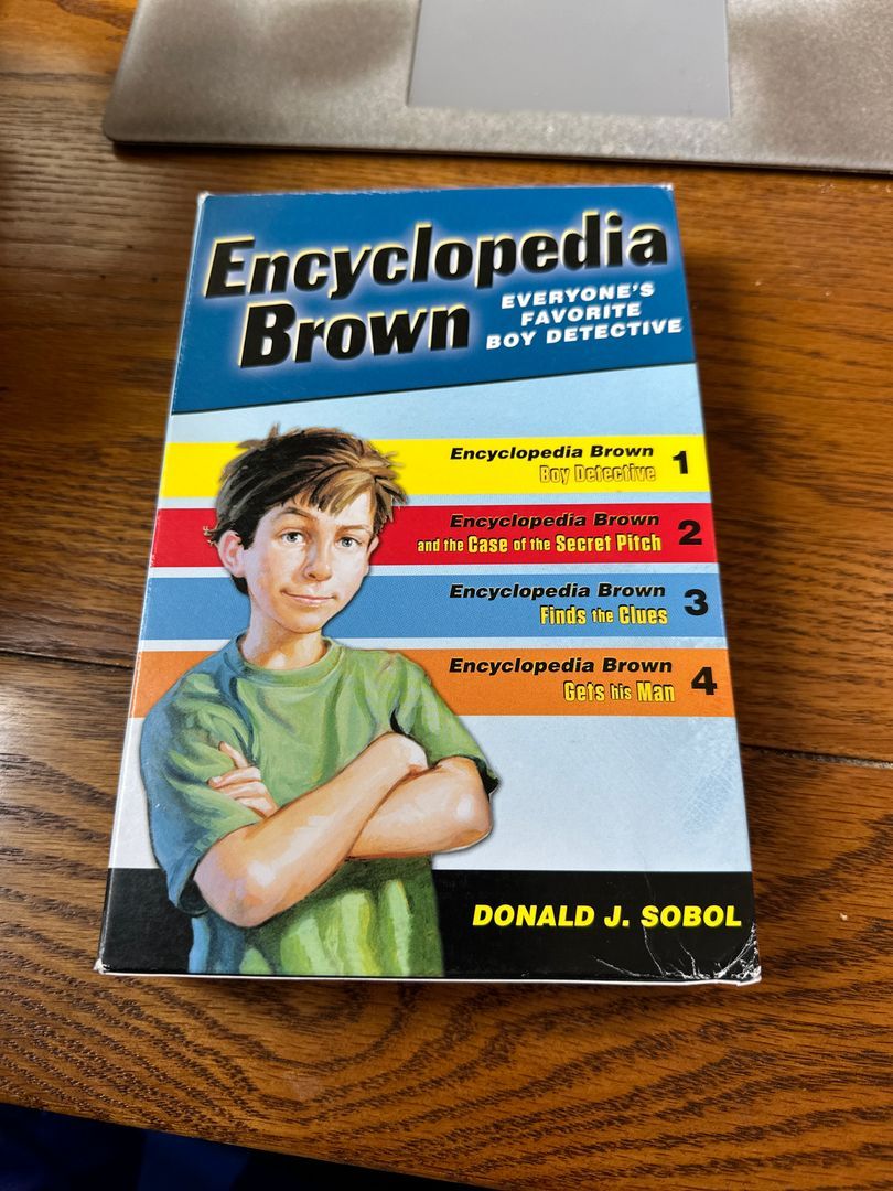 Encyclopedia Brown Box Set (4 Books)