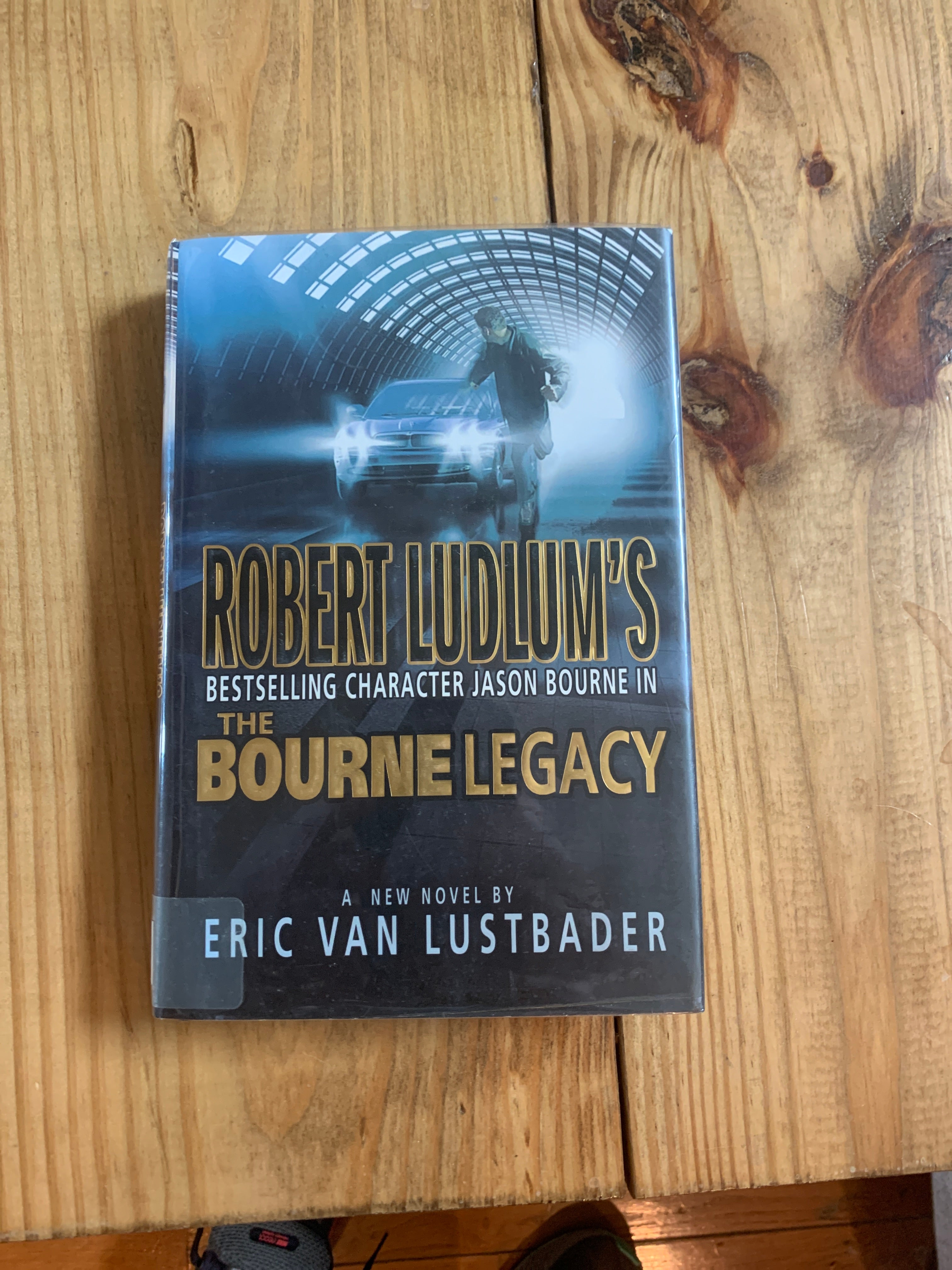 Robert Ludlum's the Bourne Legacy