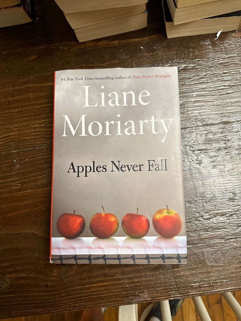 Apples Never Fall
