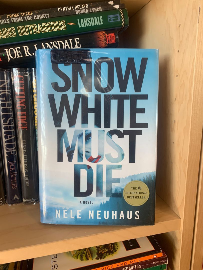 Snow White Must Die: Bodenstein and Kirchhoff 1