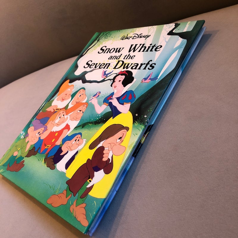 Walt Disney Snow White and the Seven Dwarfs