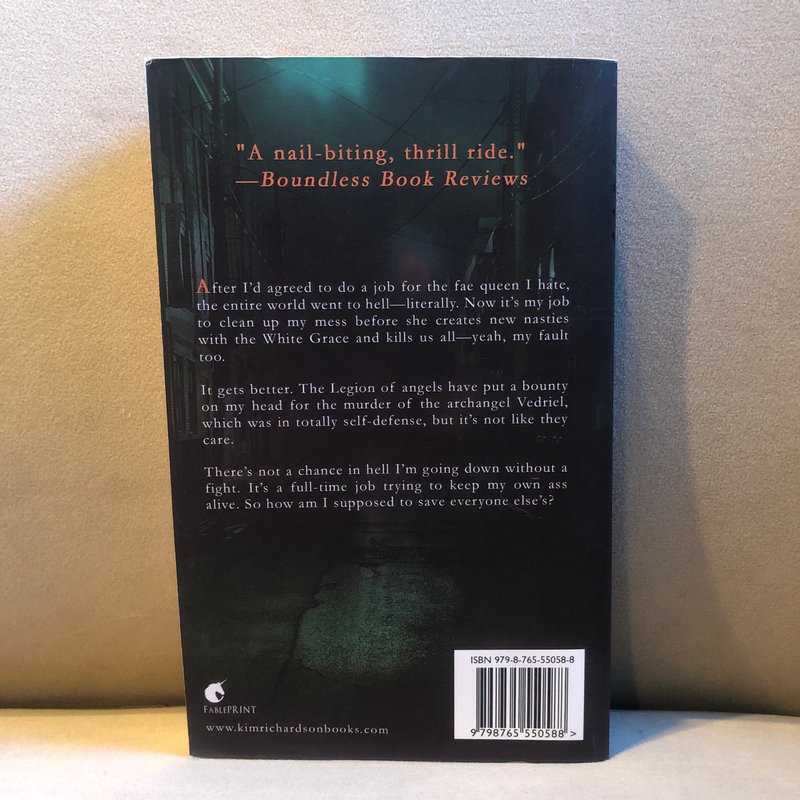Dark Rise by Kim Richardson , Paperback | Pangobooks