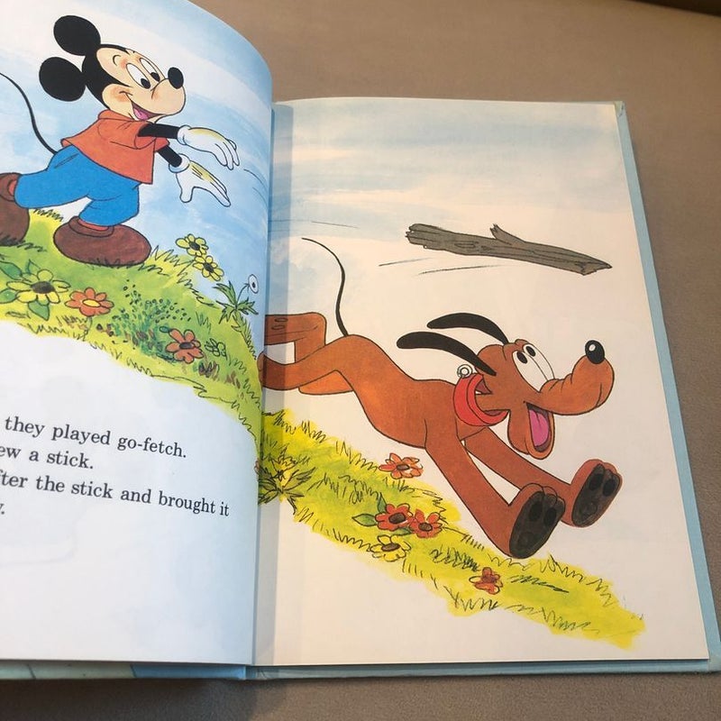Walt Disney Productions Presents Pluto the Detective