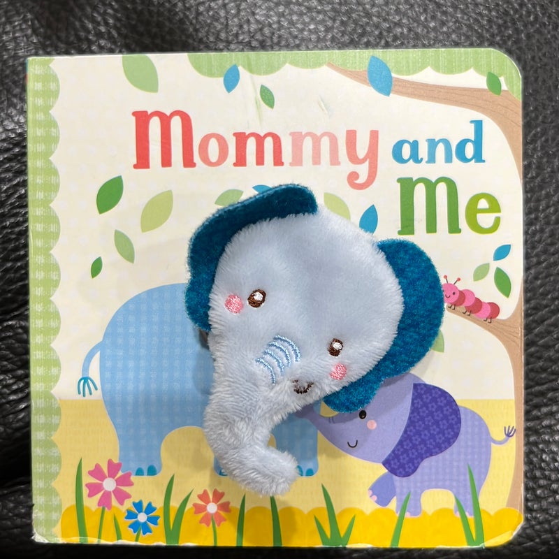 Mommy and Me Finger Puppet Book