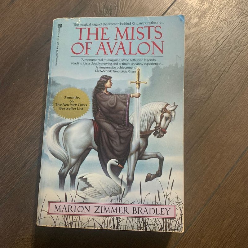 The Mists of Avalon by Marion Zimmer Bradley, Paperback Pangobooks