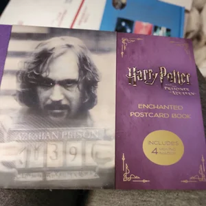 Harry Potter and the Prisoner of Azkaban Enchanted Postcard Book