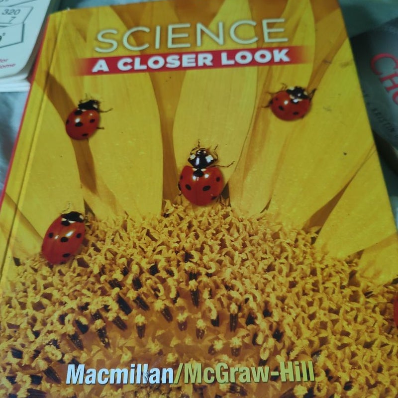 Science, a Closer Look, Grade 1, Student Edition