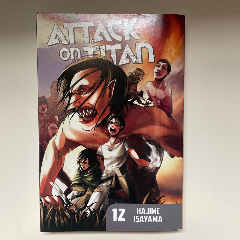 Attack on Titan 12