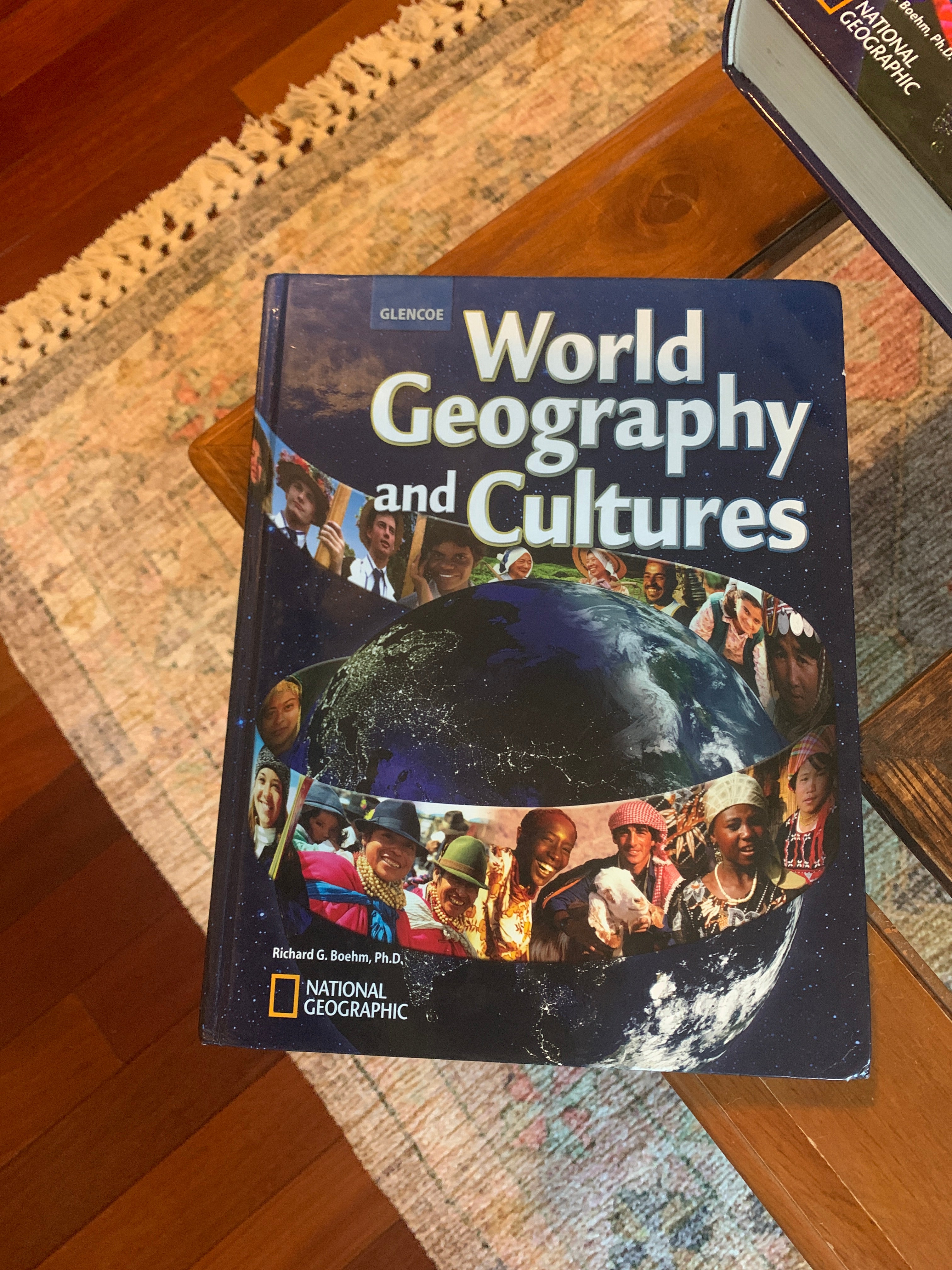 by　World　Student　Hardcover　Edition　Geography　and　Hill,　Cultures,　McGraw　Pangobooks