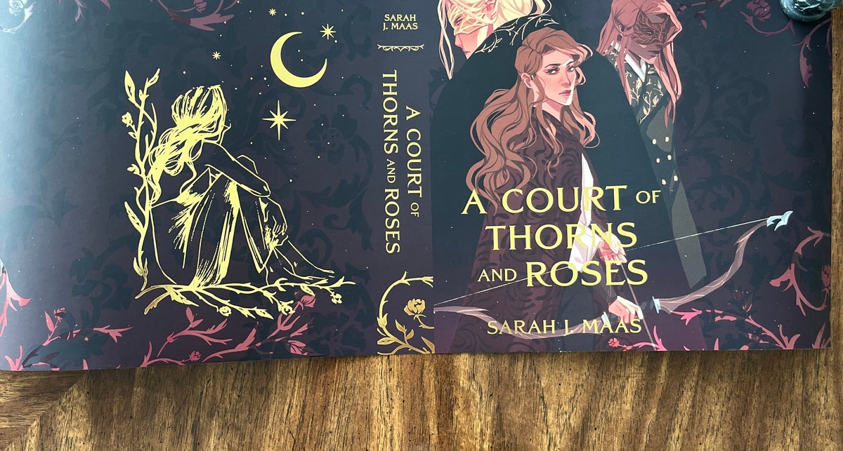 ACOTAR outlet Clovercrate Dust Jackets