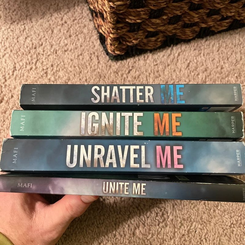 Shatter Me series (books 1-3 & novella)
