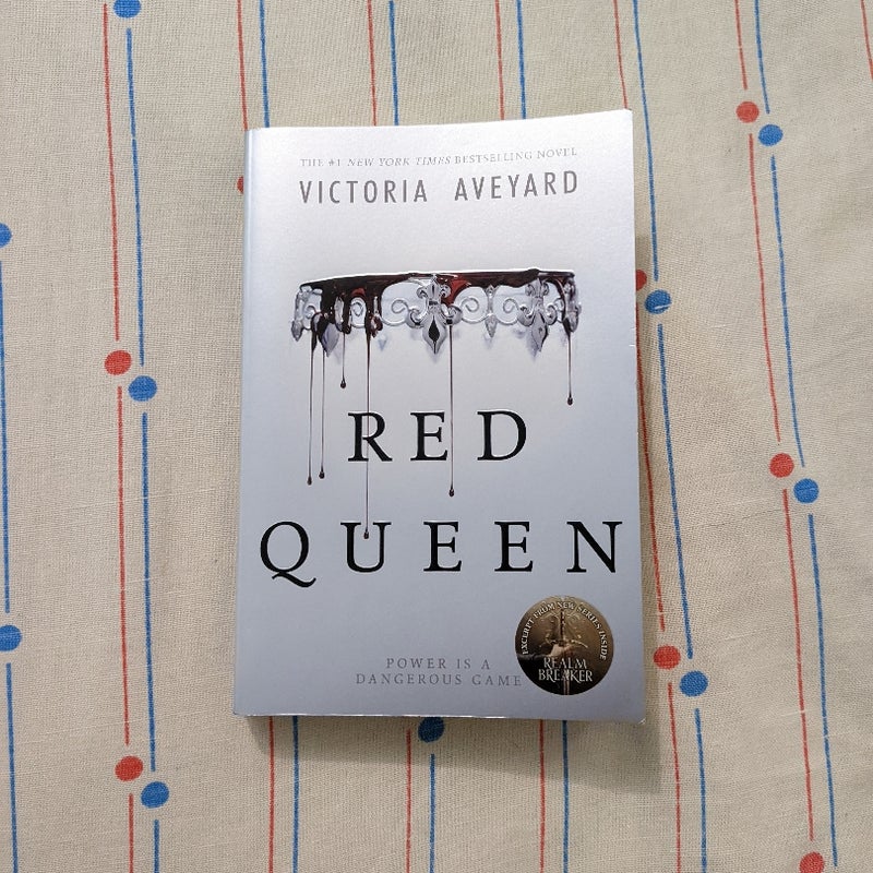 Red Queen by Victoria Aveyard