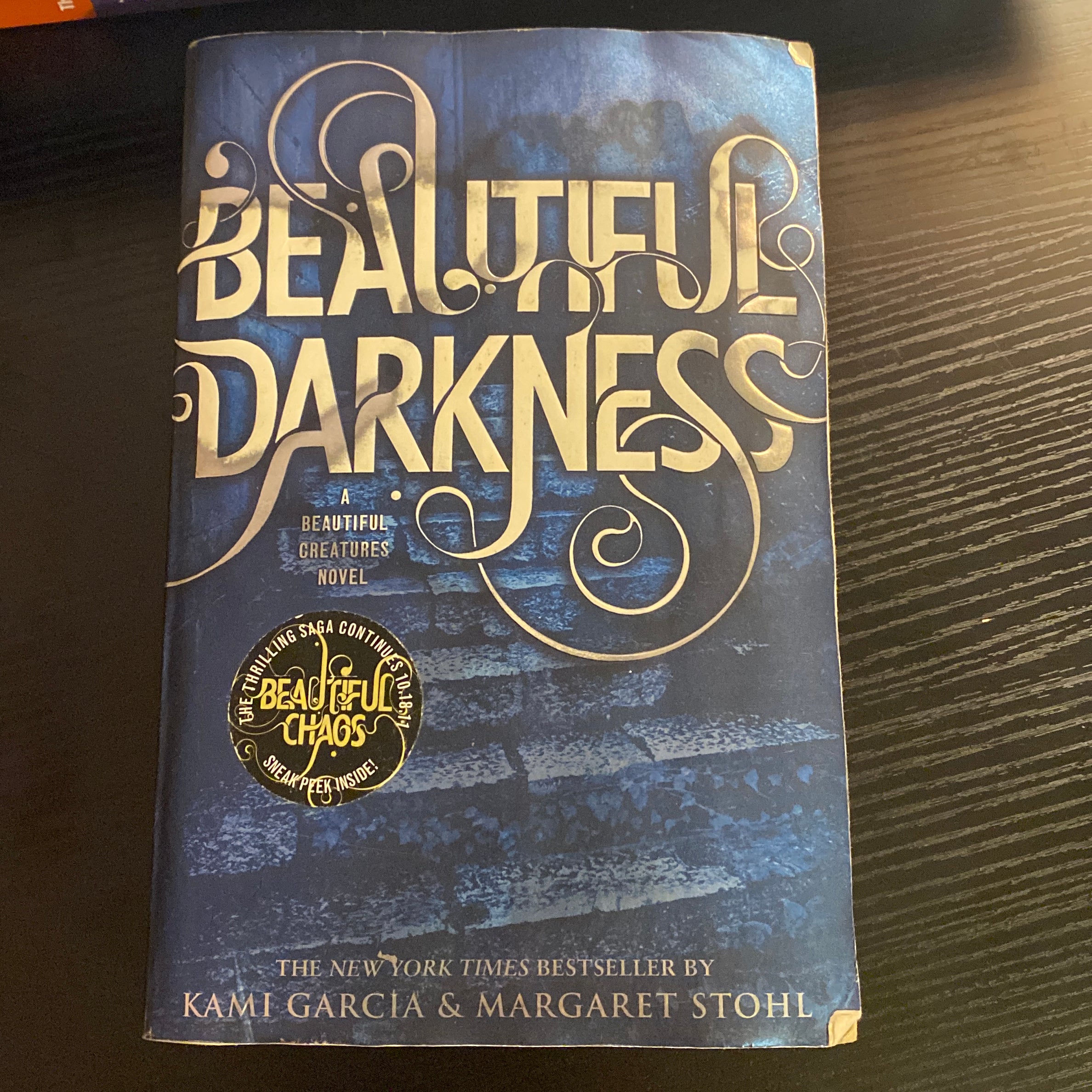 Beautiful Darkness By Kami Garcia & Margaret Stohl, Paperback | Pangobooks