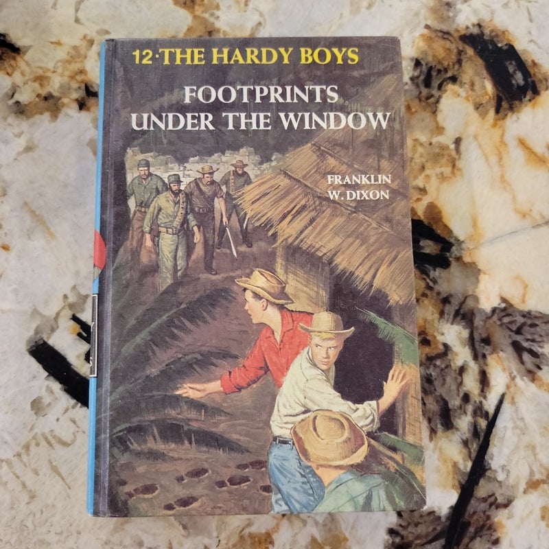 Hardy Boys 12: Footprints under the Window