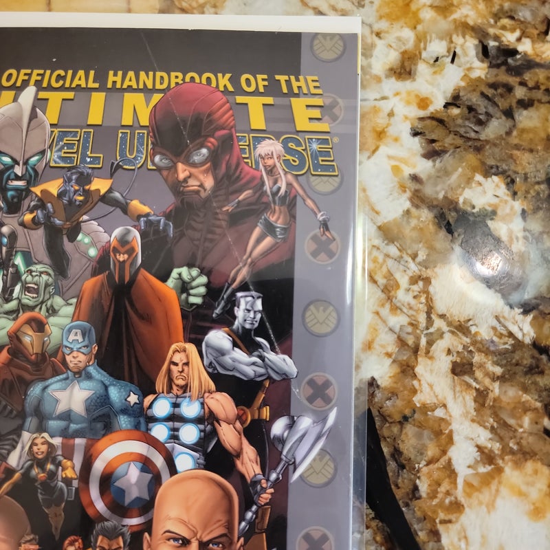 The Official Handbook of the Ultimate Marvel Universe X-Men 2005, Spiderman Fantastic Four 2005