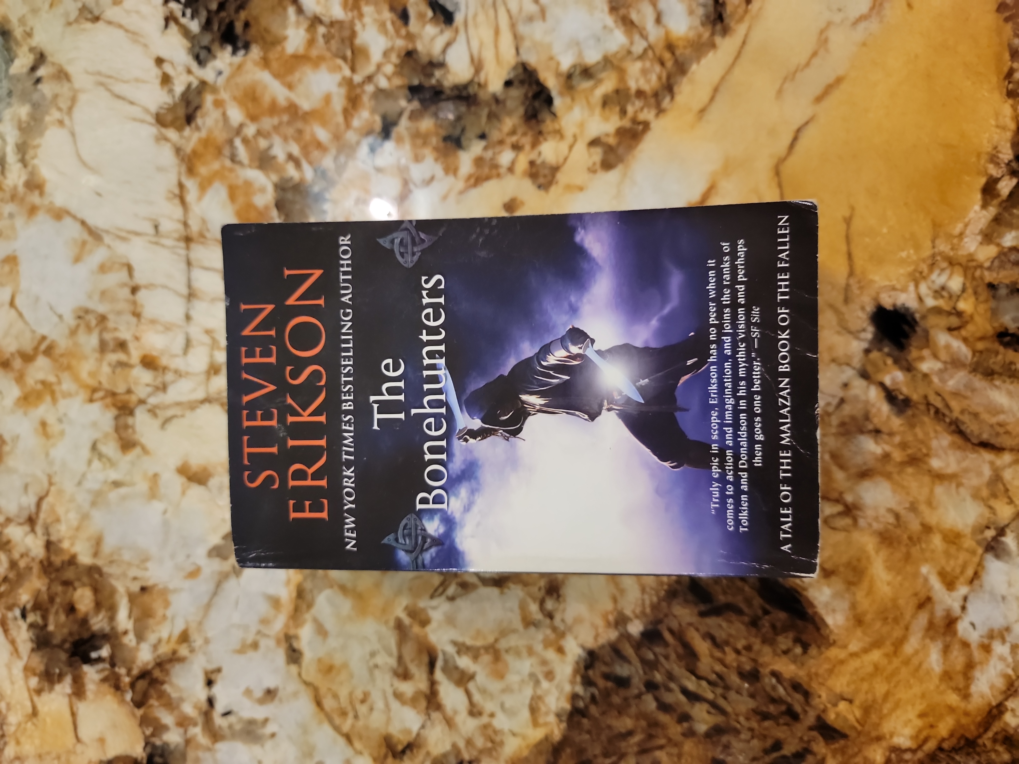 Sale image for 52abea11-e46d-4716-8dc0-8de7035607e1-PSzzsSocqPPGRoXeuieTc4d3JZj1