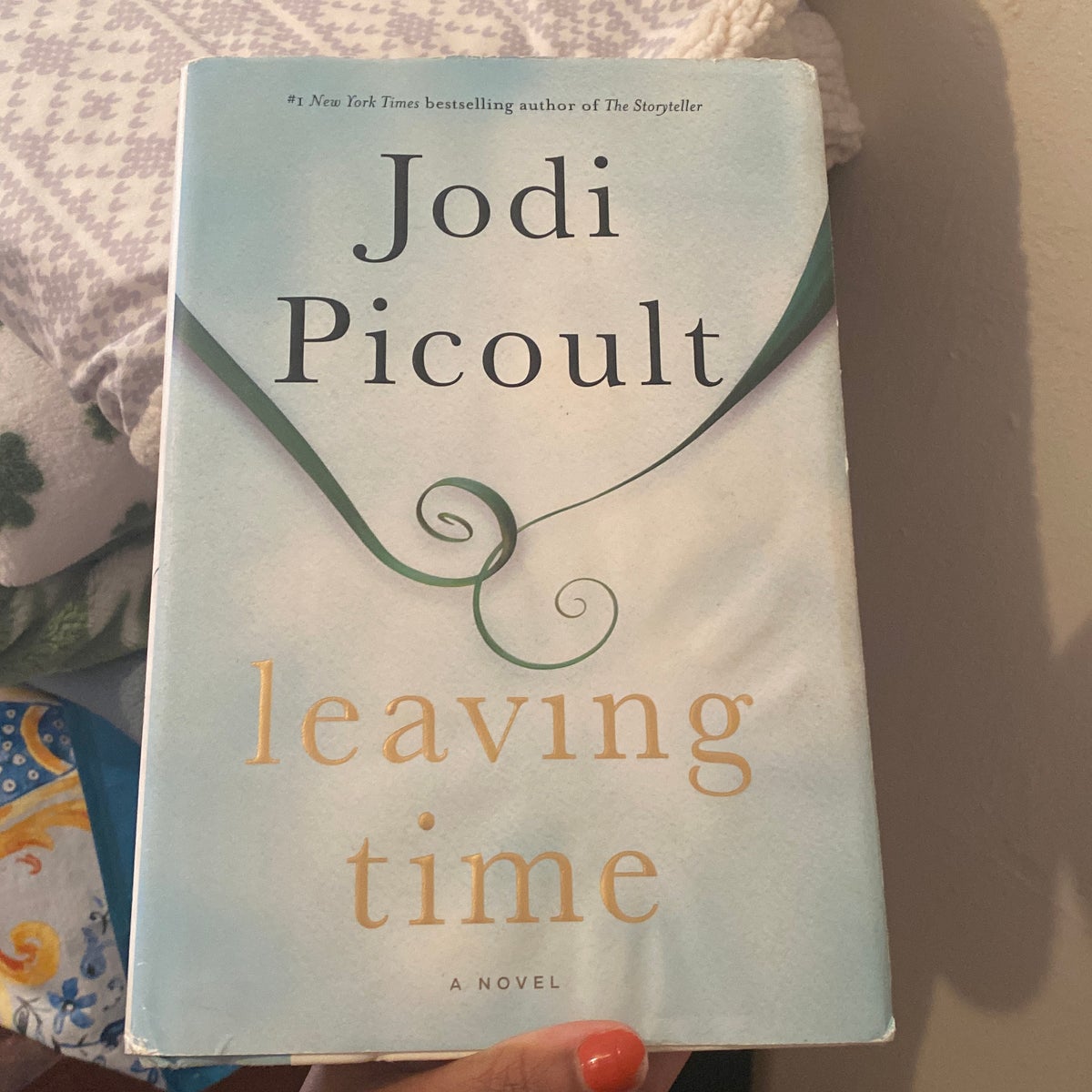 Leaving Time by Jodi Picoult, Hardcover Pangobooks