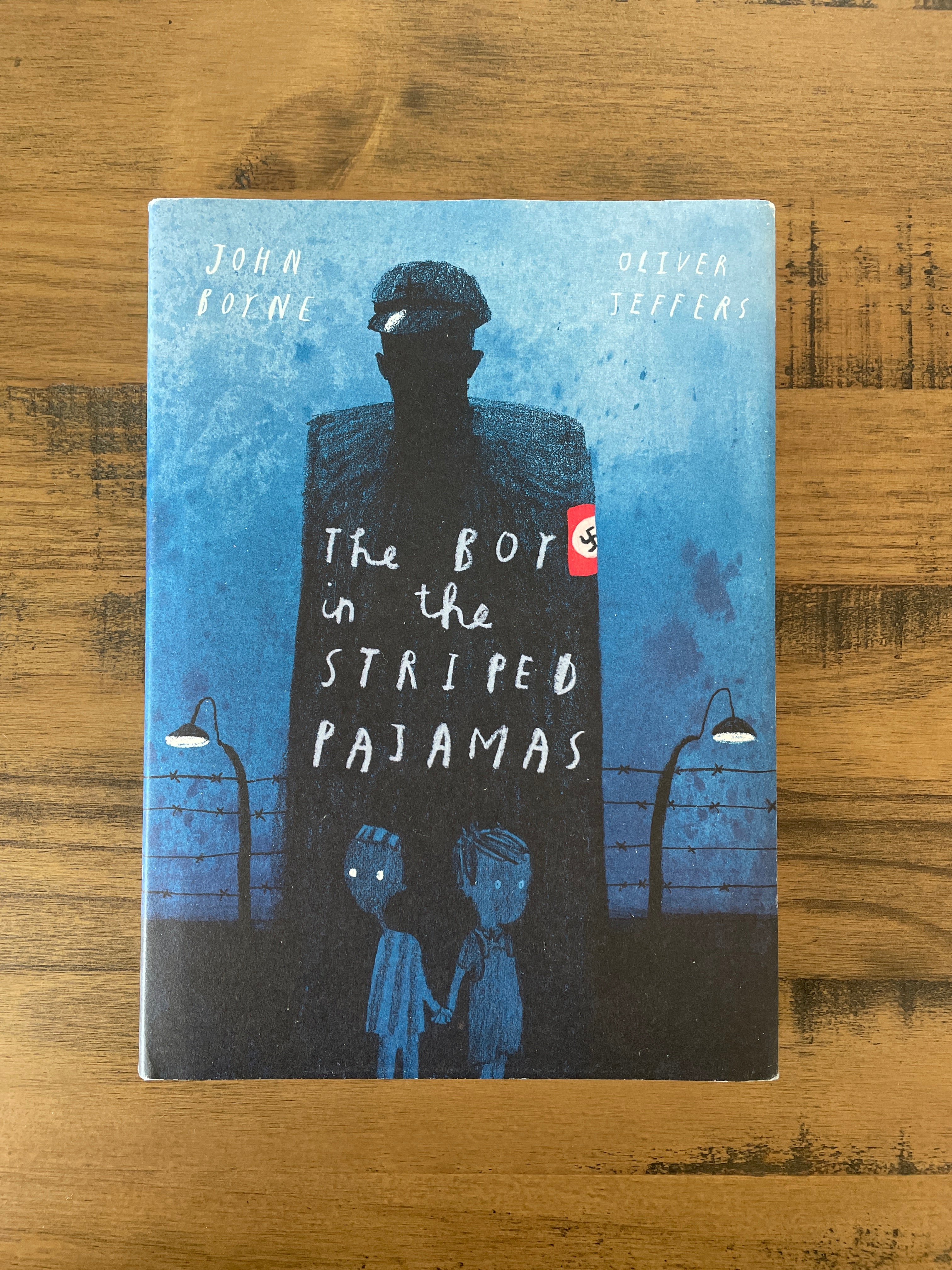 The Boy in the Striped Pajamas (Deluxe Illustrated Edition)