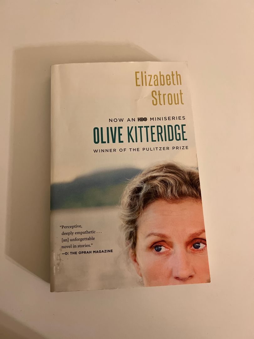 Olive Kitteridge (HBO Miniseries Tie-In Edition)